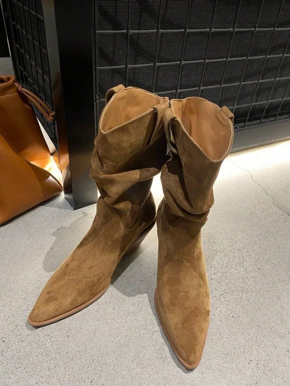 Brown Western Women's  Pointed Toe Style Chunky Heel  Slip-On Slouchy Boots